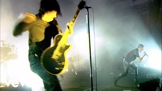 Клип Nine Inch Nails - March Of The Pigs (live)