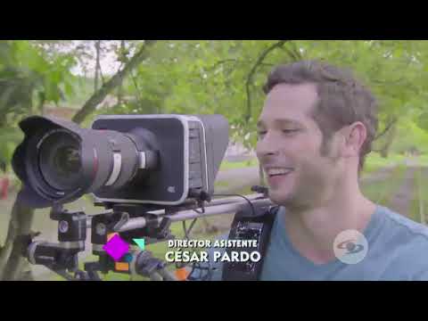Tu Voz Estéreo: Luciana y el analfabeta | Caracol Televisión