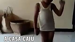 Menino Dançando Kkkkk