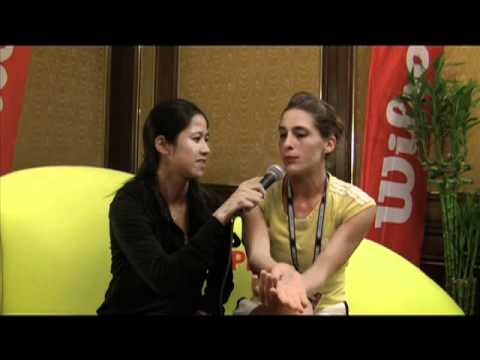 Wilson テニス- Interview with Andrea Petkovic at the 2010 全米オープン
