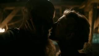 Lagertha & Ragnar Lothbrok's All Kisses (Vikings)