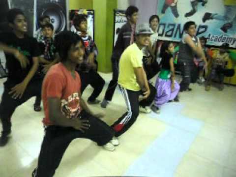 PYAR KI PUNGI DANCE ACADEMY NEEMUCH 9907063214