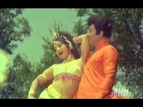 Enna Sugam-Pallandu Vazhga (1975)MGR Latha