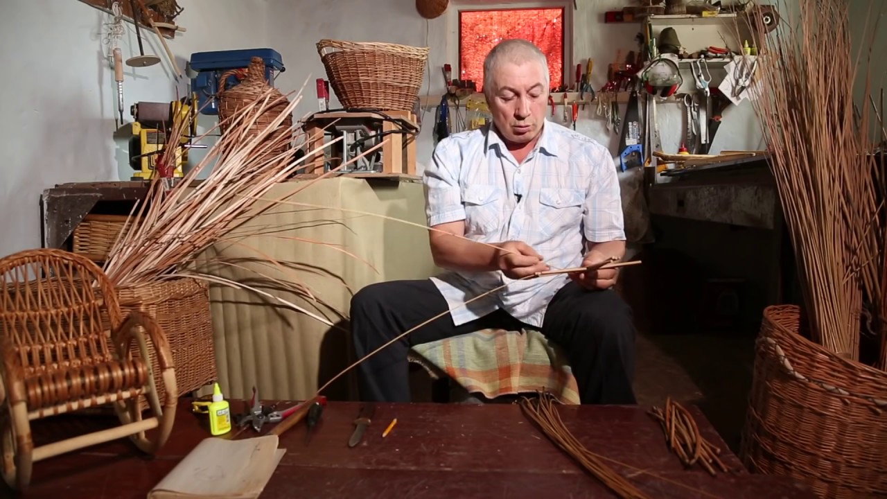 Плетём из ивовых прутьев Плетём из ивовых прутьев