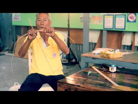 การทำว่าวปักเป้า - 4.ประกอบ