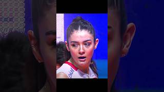 Young Zehra Gunes Genç Zehra Güneş