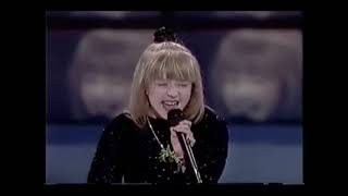 Full Christina Aguilera - Sunday Kind Of Love Etta James Song At Star Search 1990