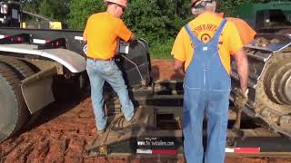 Peterbilt heavy hauling a 90,000 pound machine Peterbilt heavy hauling a 90,000 pound machine