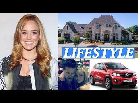 Caity Lotz Lifestyle, Net Worth, Husband, Boyfriends, Age, Biography, Family, Car, Facts, Wiki !
