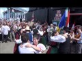 Cluj - Trenul cu maghiari care merge la Șumuleu primit în Gara Cluj - VIDEO