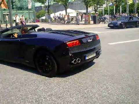 ALL BLACK LAMBORGHINI GALLARDO LP560 4 SPYDER FLAT OUT IN THE CITY 