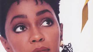 Watch Anita Baker O Come All Ye Faithful video