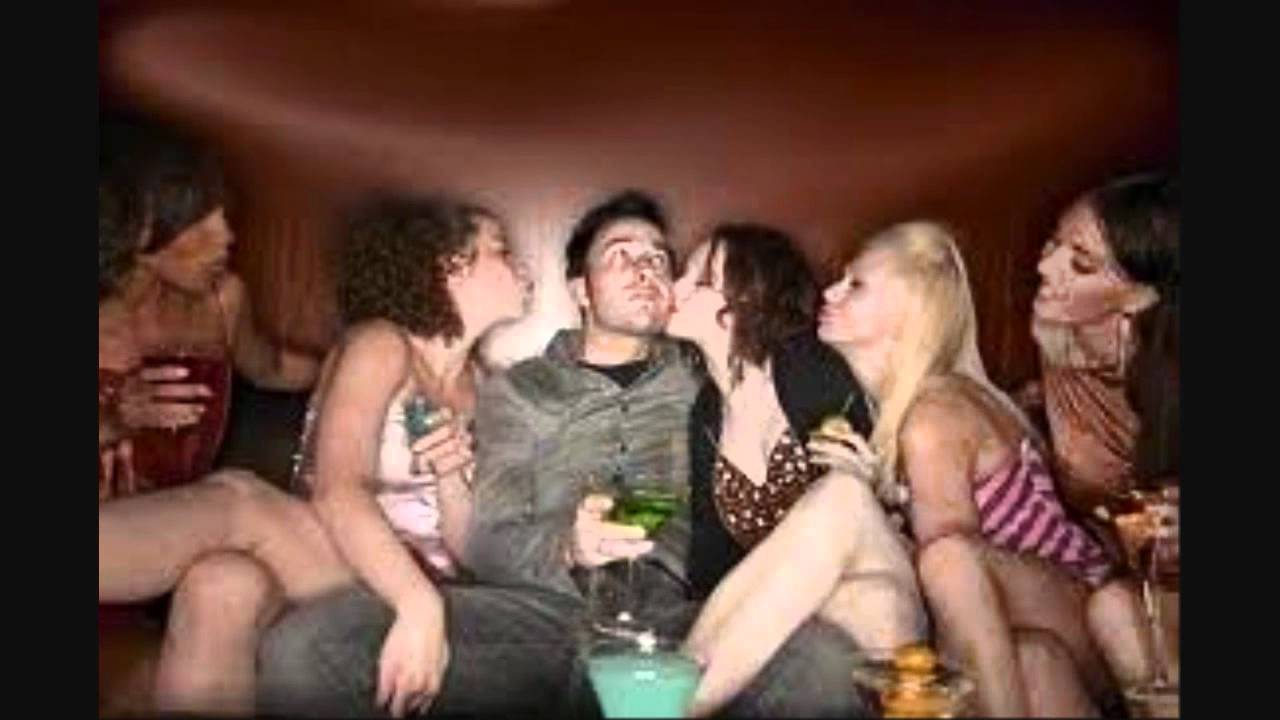 Пьяная оргия в чешском ночном клубе