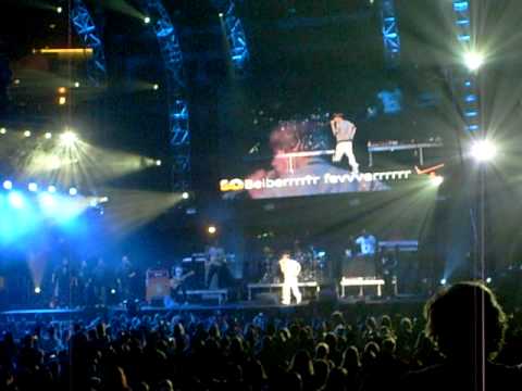 justin bieber u smile piano tutorial how to play. Justin Bieber-U smile. 2:39. This is at the wango tango concert. best dear why because i seen Usher , Ludacris , Akon , Iyaz , David Guetta , Adam Lambert