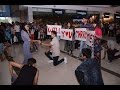 BEST PROPOSAL FLASH MOB EVER OF MANISH & POOJA with TUTTIX CREW @ OBEROI MALL MUMBAI.