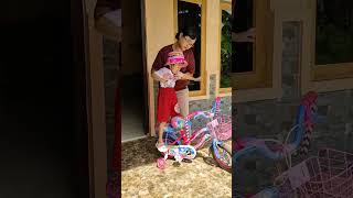 Adik Gak Mau Duduk Di Depan