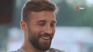 Galatasaray, Alpaslan Öztürk Ile Üç Yıllık Sözleşme Imzaladı