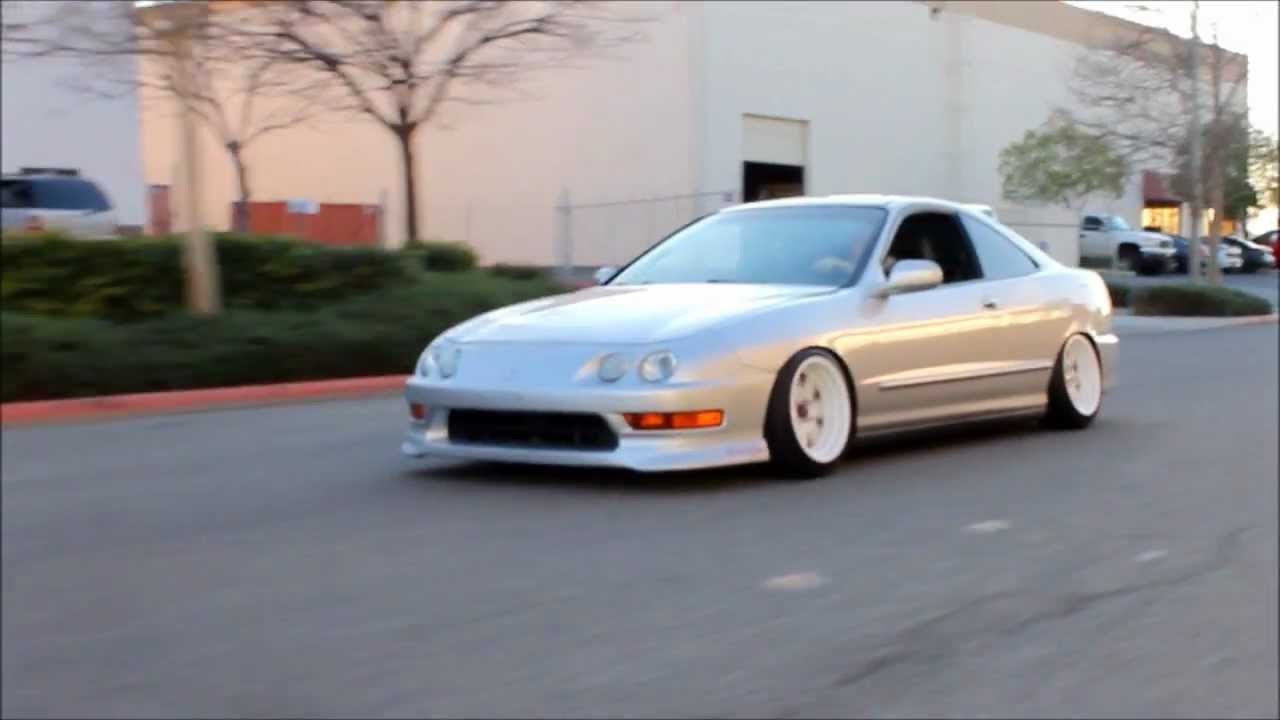 Acura Integra Type R Slammed