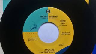 Watch Dwight Yoakam I Got You video
