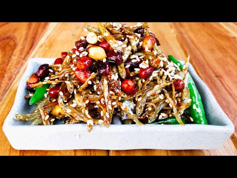 Hướng dẫn làm món cá cơm khô rim đậu phụng mè