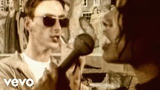 Watch Style Council Shout To The Top video