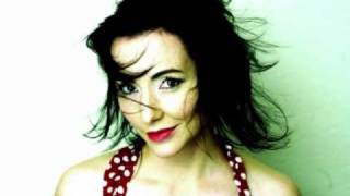 Watch Kate Havnevik Breathe Deeper video