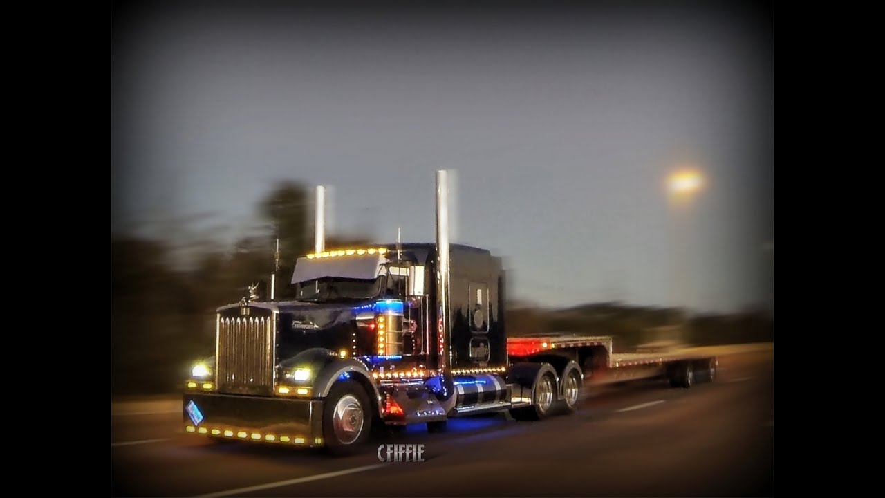 Rolling CB Interview™ - 2003 Kenworth W900L - YouTube