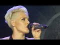 Just give me a reason - Pink performs with Nate Ruess as a surprise in Hamburg 2013