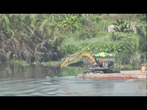River transport Vietnamese style!!