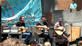 Watch Josh Gracin Love You Right video