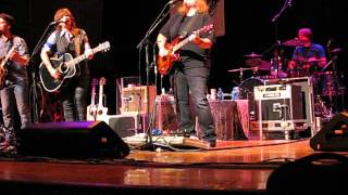 Watch Indigo Girls Go Go Go video