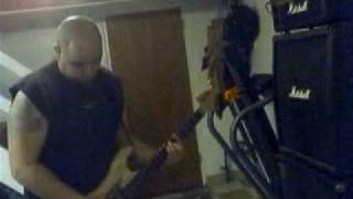 Watch Nuno Bettencourt Pilots video