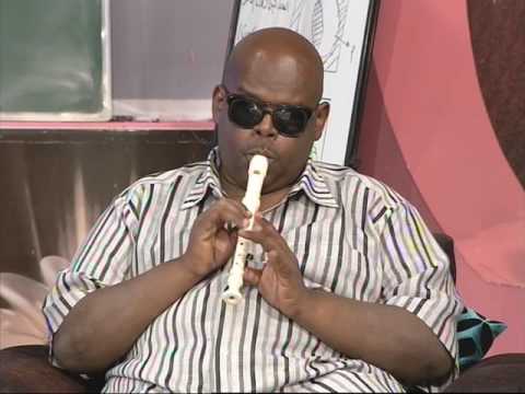 عزف بالفلوت،ابداعات المعاقين في تلفزيون السودان برنامج بيتنا مع أنس الامام