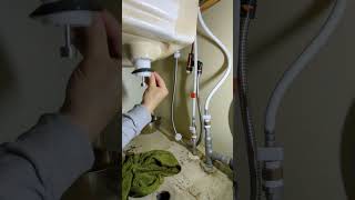 札幌市手稲区　洗髪排水栓付きSトラップ交換　 1