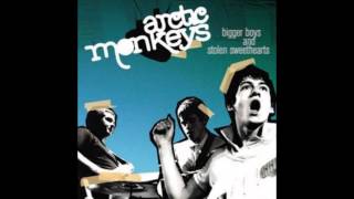Watch Arctic Monkeys I Predict That You Look Good In A Riot feat Kaiser Chiefs video