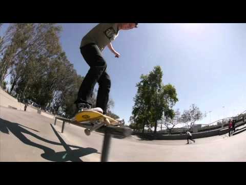 ELEMENT "WILDCARD EXAMPLE WITH ETHAN LOY" MAKE IT COUNT - 2012 SKATE CONTEST SERIES