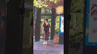 Kavya Thapar Hot Cleav Scenes In Bikini