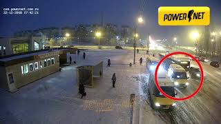 Видео ДТП (авария г. Волжский) ул. Карбышева ул. Оломоуцкая 22-12-2018 17-42 от Телеканал ВОЛЖСКИЙ ПЛЮС от POWERNET, Оломоуцкая улица, Волжский, Россия