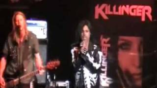 Watch Killinger Never Change video