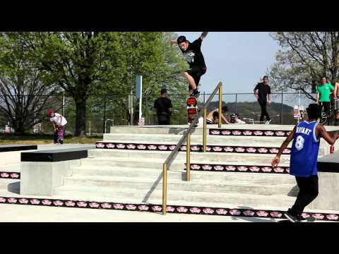 Quick Clip #12 - Maloof Money Cup Skatepark Washington, DC Warm Up Tricks - Thunderwood