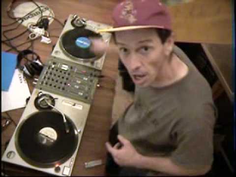 Dj tutorial, How to beat mix , without touching the platter