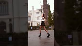 Aurelia Fashion Model