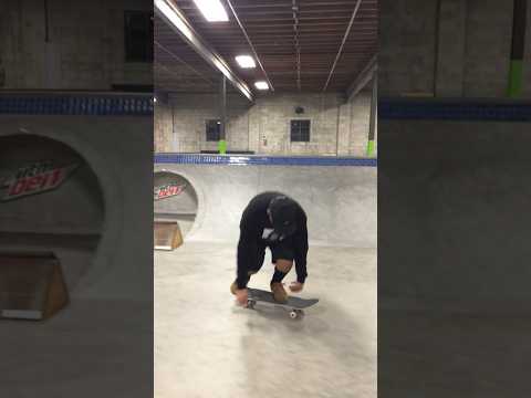 Fakie 360 flip at Sean Malto skatepark #skateclips #skatebaording