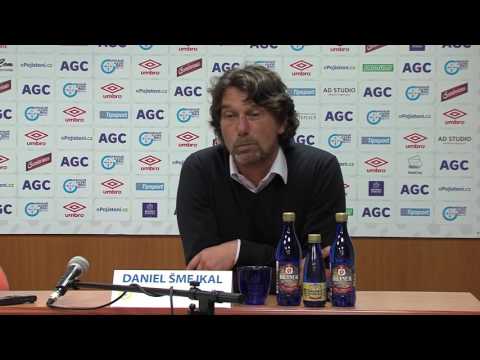 Tiskov konference domcho trenra po utkn se Zlnem (15.10.2016)