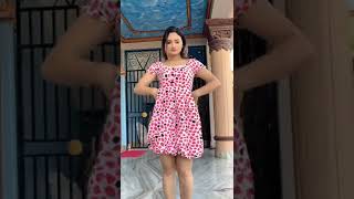 Awesome Nepali Actress Viral Song