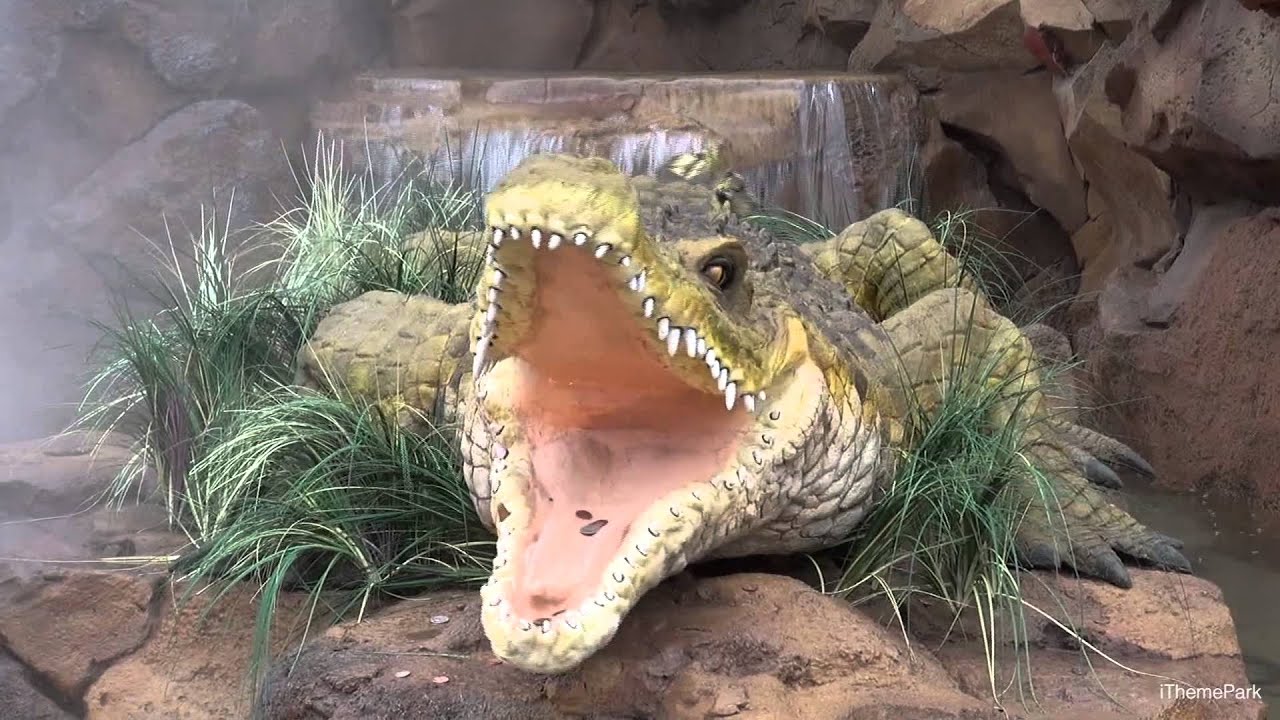 New Animatronic Alligator at Rainforest Cafe at Downtown Disney Walt