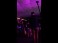 Juerga flamenca, canta Manuel Cortés, baila Raquel Bollo. Triana, Sevilla