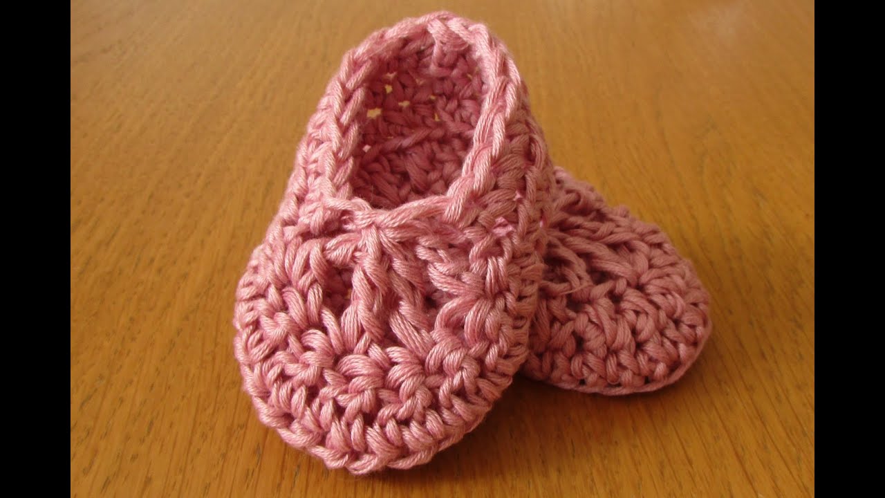 crochet baby ballet slippers  dainty crochet baby booties / shoes 