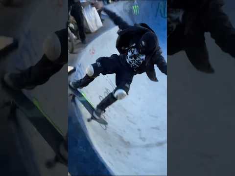 FULL SKI MASK FULL CHARGE #SKATEBOARDING #SWAMPFEST