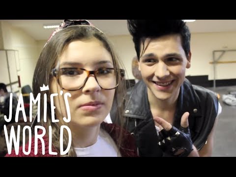 Girl Next Door (Sneak Peek) | Jamie's World & Massad